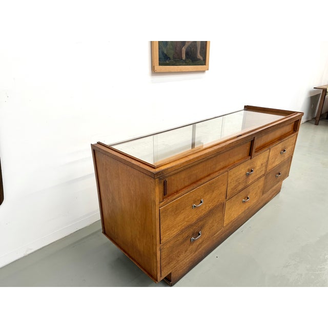 Vintage Oak and Glass Trade Counter from Siegel Paris, 1950 For Sale - Image 17 of 18