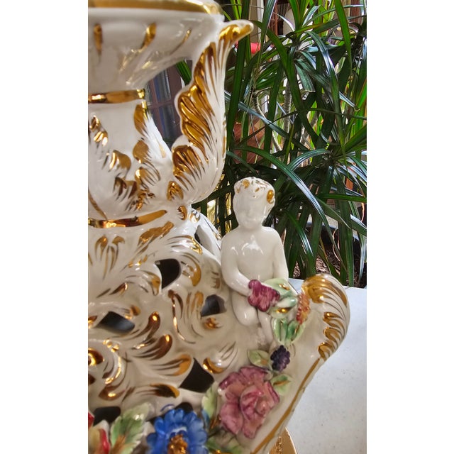 White Vintage Meissen Porcelain Capodimonte 3-Way Table Lamp For Sale - Image 8 of 12