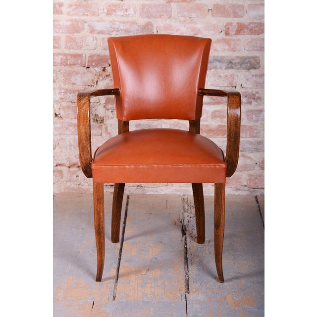 This elegant Art Deco armchair originates from France from the 1930s and is attributed to the influential designer Jules...