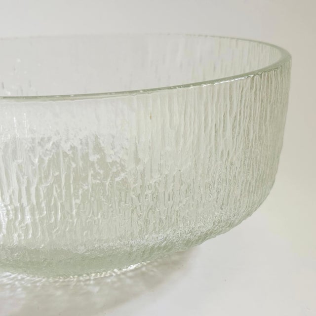 Indiana Glass Company Indiana Glass Crystal Ice Large Glass Salad Bowl For Sale - Image 4 of 9