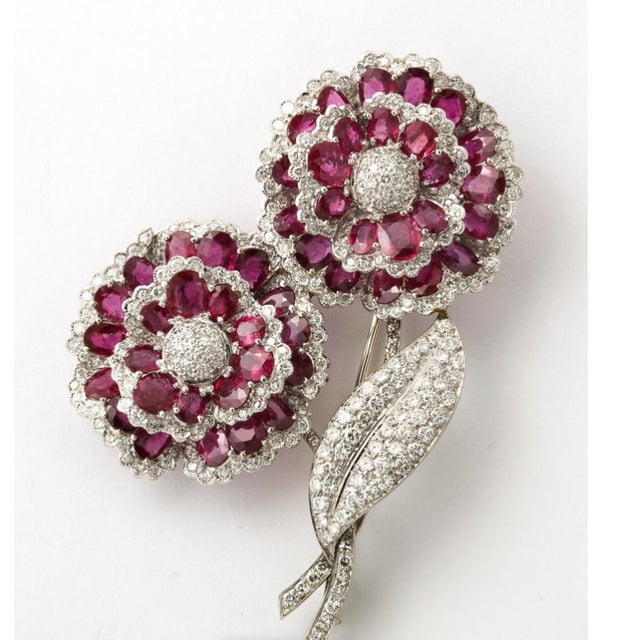 Mid-Century Modern 18kt White Gold Ruby & Diamond Brooch Ca 1950 For Sale - Image 3 of 11