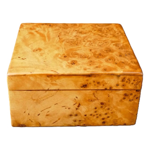 Mid 20th Century Siberian Burl Elm Wood Birdseye Jewelry Square Box For Sale
