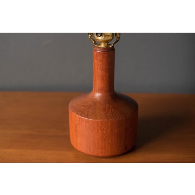 Sculptural Pair of Scandinavian Mid-Century Modern Teak Wood Table Lamps For Sale In Monterey, CA - Image 6 of 10