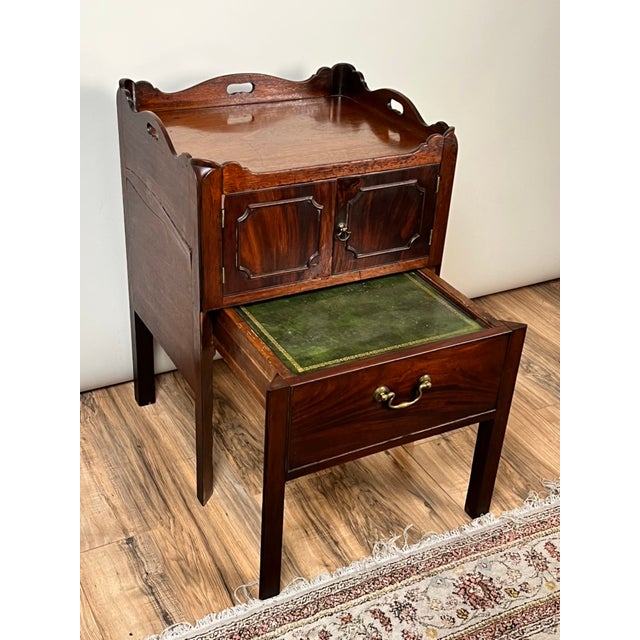 Wood Antique George III Bedside Commode With Pull Out Leather Surface C. Late 18th Century For Sale - Image 7 of 7