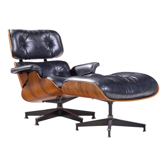 Charles and Ray Eames for Herman Miller Mid Century Eames Lounge Chair and Ottoman For Sale
