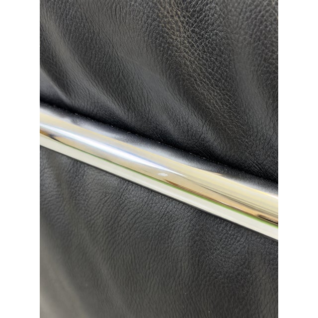Early 21st Century LC2 Sofa Black Leather Seats by Le Corbusier for Cassina, 2010s For Sale - Image 5 of 12