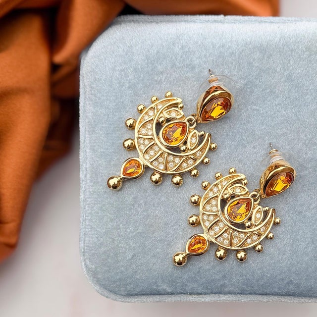 Mughal Style Gold-Plated and Rhinestone Earrings from Christian Dior, Early 1990s, Set of 2 For Sale - Image 3 of 10