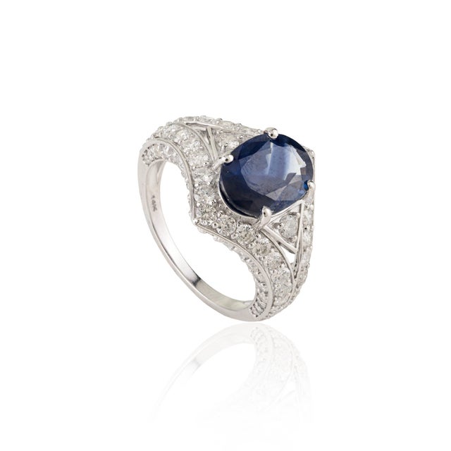 Art Deco 1920s Style 2.6 Ct Deep Blue Sapphire Art Deco Diamond Ring Size 6.5 in 14k White Gold For Sale - Image 3 of 16