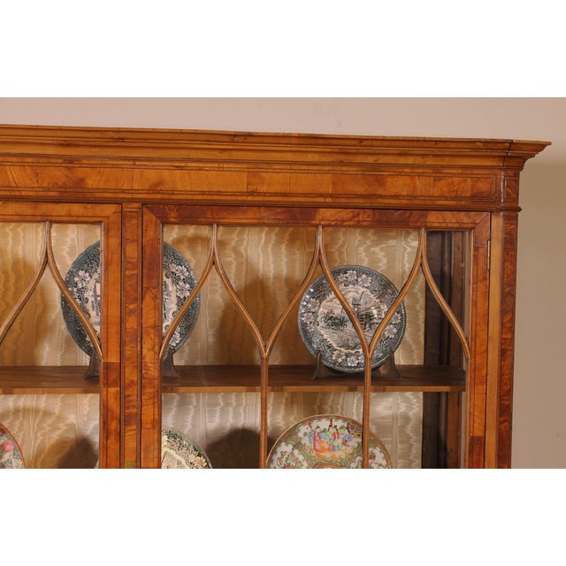 Showcase in Mahogany and Burl Walnut For Sale - Image 11 of 13