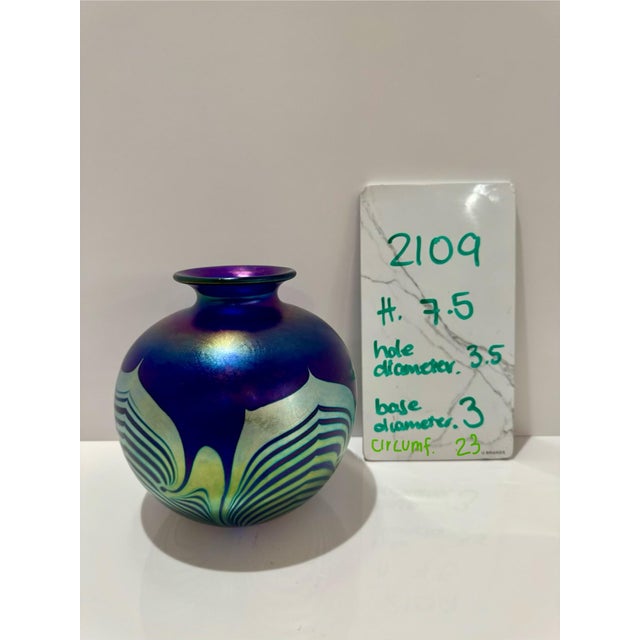 Glass Mid 20th Century Correia Art Glass Signed Iridescent Pulled Feather Vase Cobalt Blue Purple For Sale - Image 7 of 7
