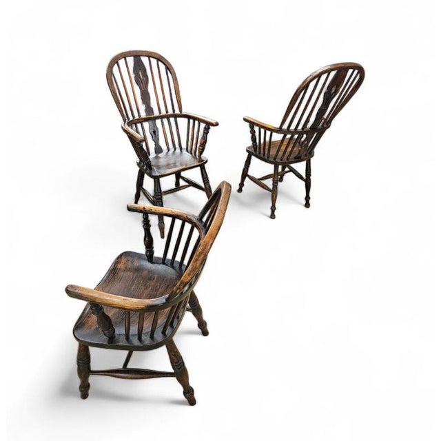 Wood Antique Windsor High Spindle Back Armchairs in Elm Wood, 1800s, Set of 4 For Sale - Image 7 of 16