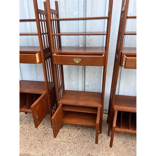Wood Mid 20th Century Vintage American Traditional Room Divider Shelving Unit Bookcase For Sale - Image 7 of 10