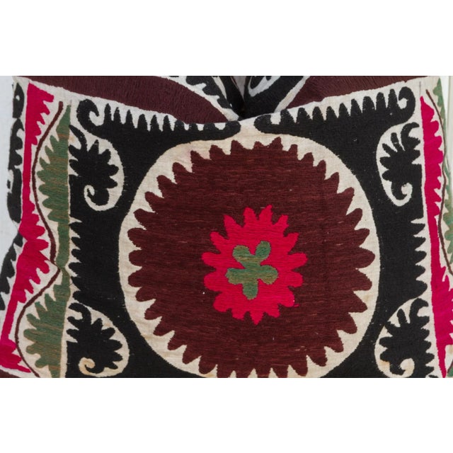 Kasheen Vintage Suzani Pillow For Sale In Los Angeles - Image 6 of 11