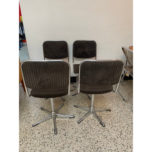 Chrome-Plated Swivel Chairs, 1970s, Set of 4 For Sale - Image 4 of 11