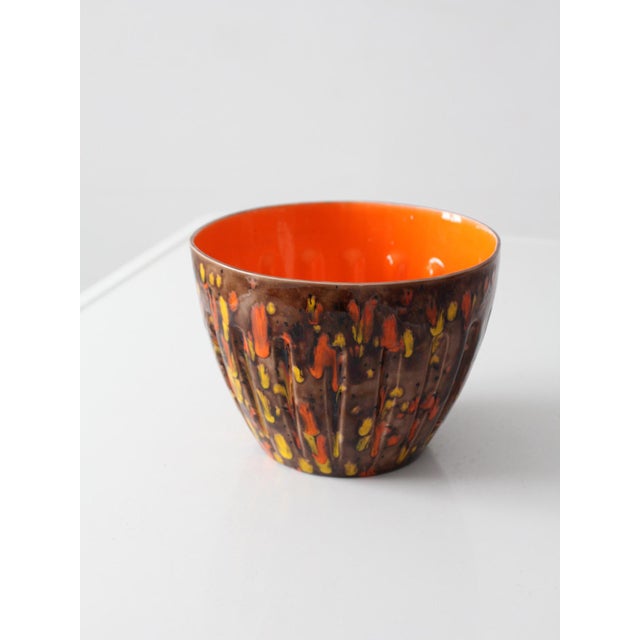 Mid-Century Modern Mid-Century Ox Mold Pottery Bowl For Sale - Image 3 of 10