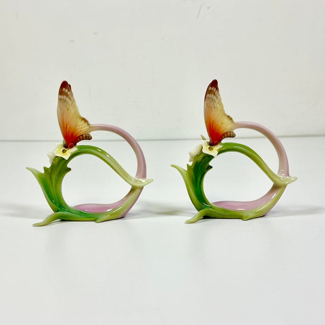 Lavender Vintage Minimalist Japanese Hollywood Regency Majolica Butterfly Flora Porcelain Napkin Rings - Set of 12 For Sale - Image 8 of 18