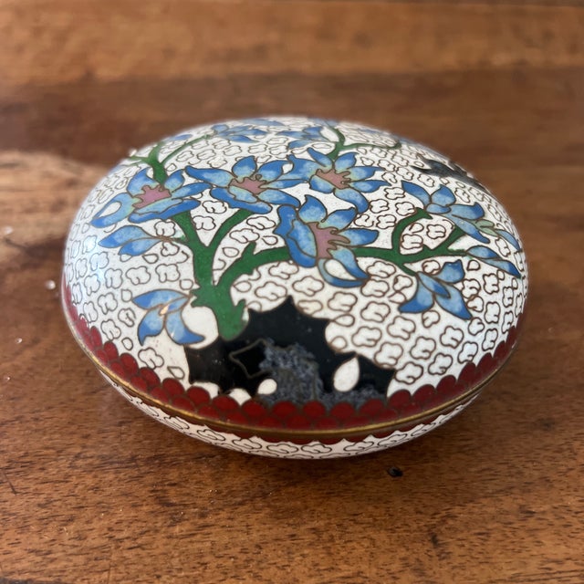 Metal Vintage Chinese Cloisinne Round Bird Box For Sale - Image 7 of 7