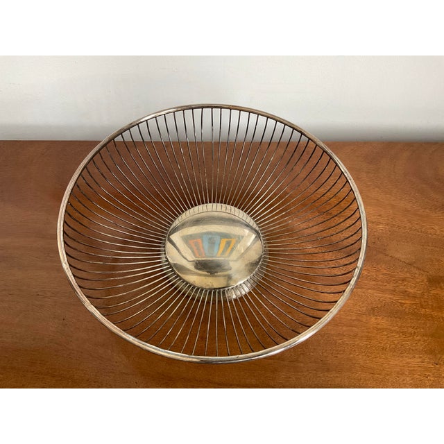 PM Italy Vintage Mid Century Modern Silverplated Round Wire Bread Basket by Pm Italy 1960's For Sale - Image 4 of 9