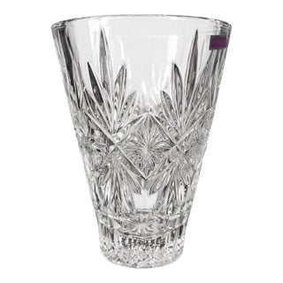 Marquis by Waterford “Raymond” 10” Cut Crystal Vase, Sculptural Starburst For Sale