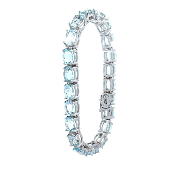 Early 21st Century 14k White Gold Aquamarine Tennis Bracelet For Sale - Image 5 of 5