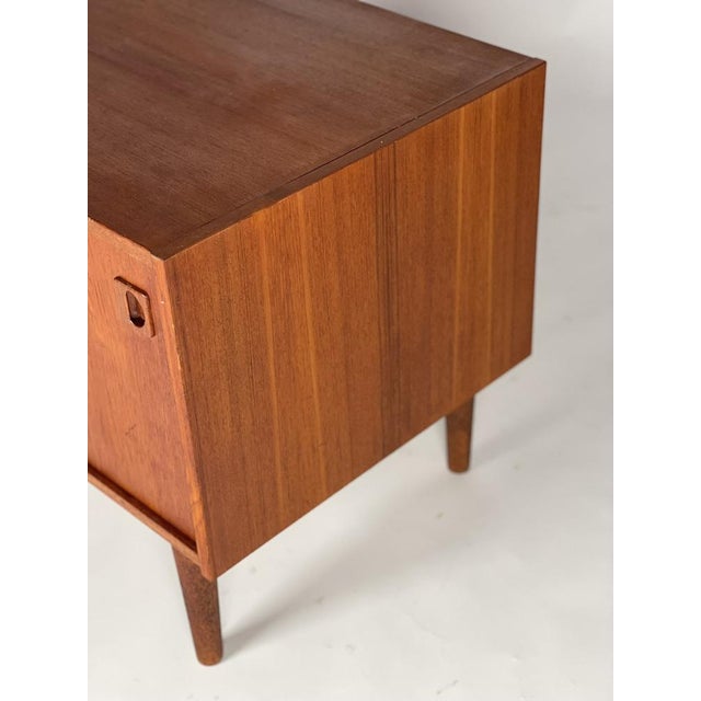 1960s Scandinavian Teak Sideboard, 1960s For Sale - Image 5 of 9