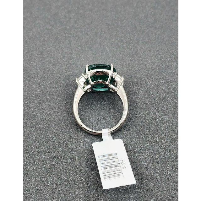 9.07 Ct Gia Certified Natural Zambian Emerald & Diamond Ring, Size 7 For Sale In Chicago - Image 6 of 9