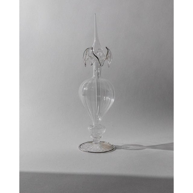 Vintage Hand-Blown Orange and Clear Murano Glass Perfume Bottles with Stoppers, 1940s, Set of 2 For Sale - Image 4 of 11