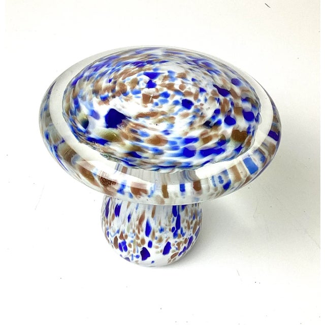 Mid-Century Modern Vintage Mid Century Modern Murano Glass Mushroom Paperweight For Sale - Image 3 of 4