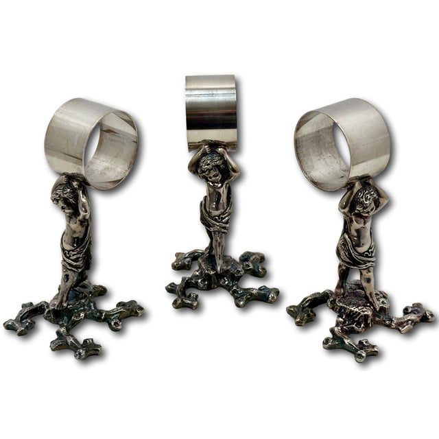 Outstanding Orig. Set of 5 Large Antique Victorian Sheffield England Silverplate Figurative Putti Napkin Rings Circa 1900 For Sale - Image 4 of 18