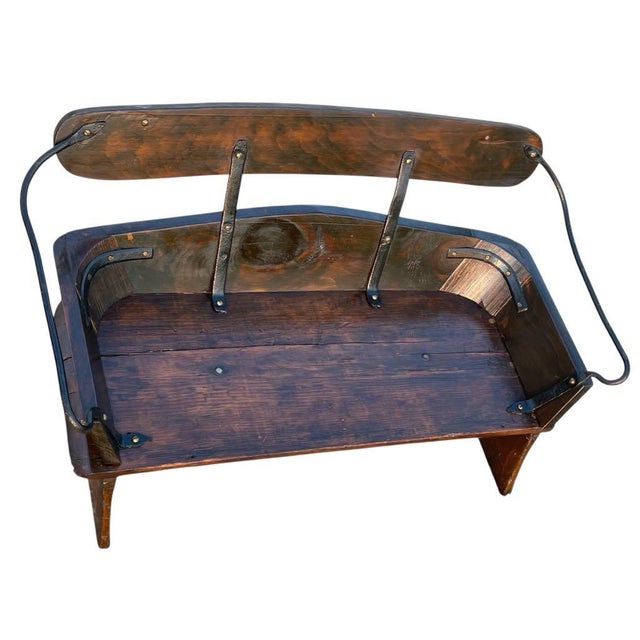 I don't think I've ever come across another buckboard bench seat in such great condition! Incredible quality, very sturdy!