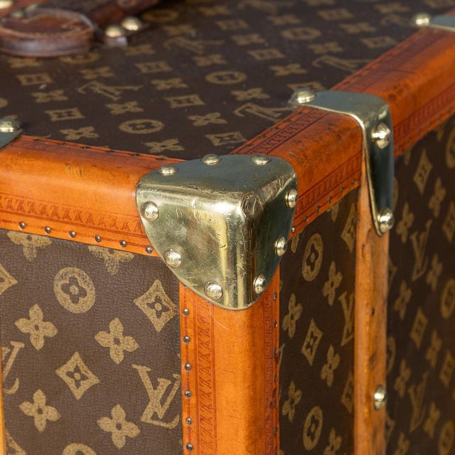 Wardrobe Trunk in Monogram Canvas from Louis Vuitton, France, 1930s For Sale - Image 6 of 18