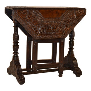 Early 18th Century English Oak Hand-Carved Gate Leg For Sale