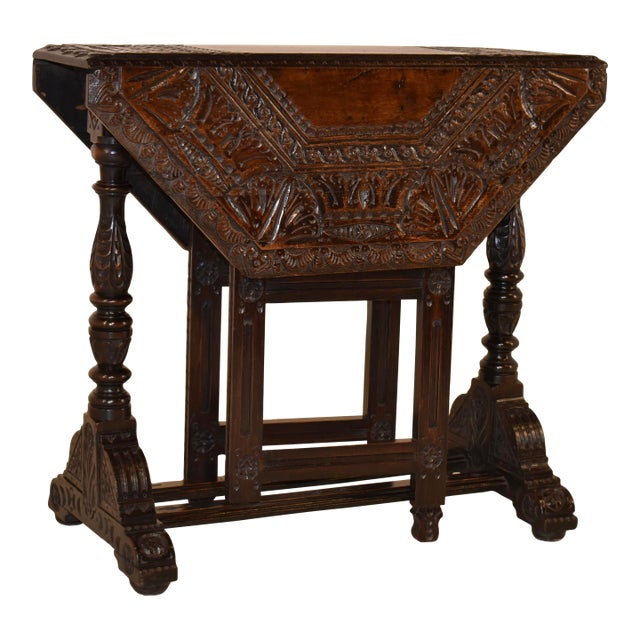 Early 18th Century English Oak Hand-Carved Gate Leg For Sale