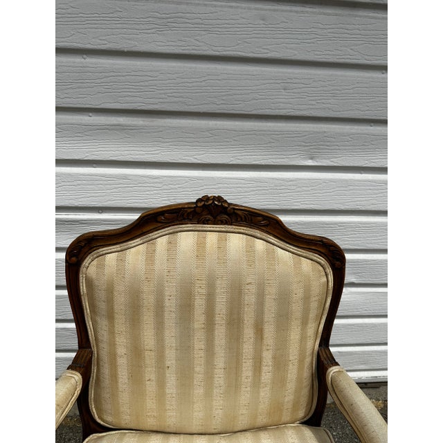 1970s 1970s Vintage French Country Accent Chairs by Baker Furniture - Set of 2 For Sale - Image 5 of 10