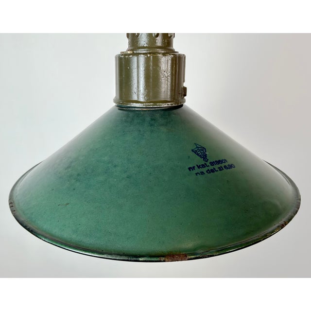 Industrial Green Enamel Military Pendant Lamp with Cast Aluminium Top, 1960s For Sale - Image 4 of 18