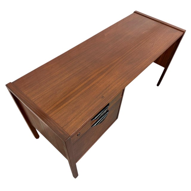 Jens Risom Mid-Century Modern Jens Risom Walnut Writing Desk - Refinished For Sale - Image 4 of 9