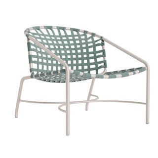 Brown Jordan Kantan Aluminum Lounge Chair in Shade with Spa Suncloth Strapping For Sale