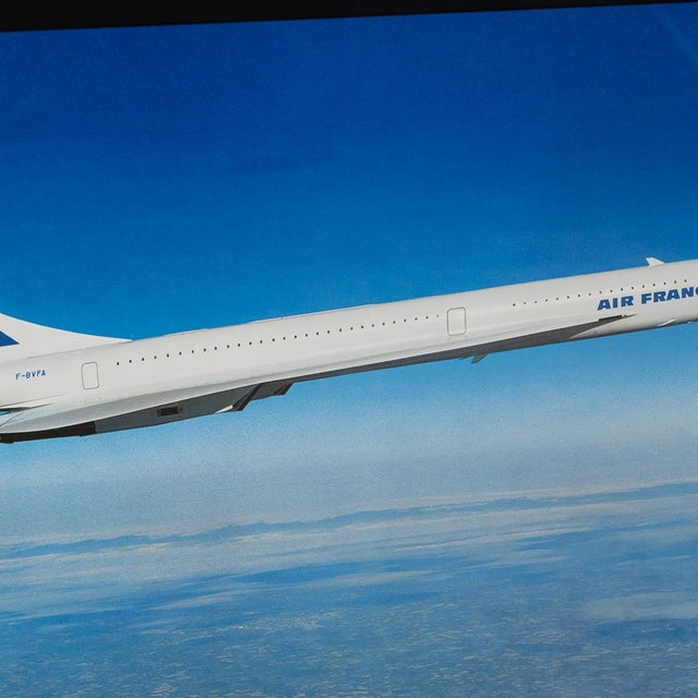 Blue Vintage 20th Century Framed Poster of an Air France Concorde, 1980 For Sale - Image 8 of 14