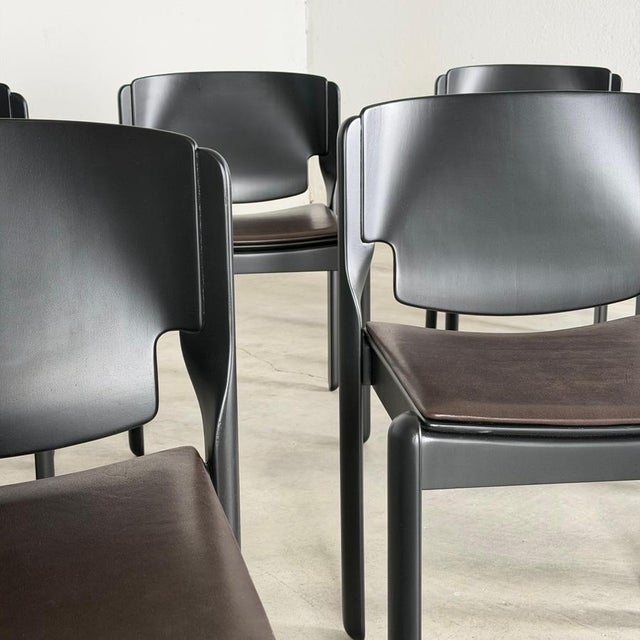 Black Model 122 Dining Room Chairs attributed to Vico Magistretti for Cassina, 1970s, Set of 8 For Sale - Image 8 of 18