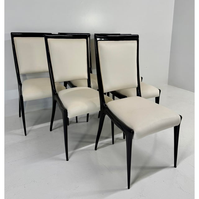 Vintage Italian Chairs in Black Lacquered and Cream Velvet by Vittorio Dassi, 1950s, Set of 6 For Sale - Image 6 of 10