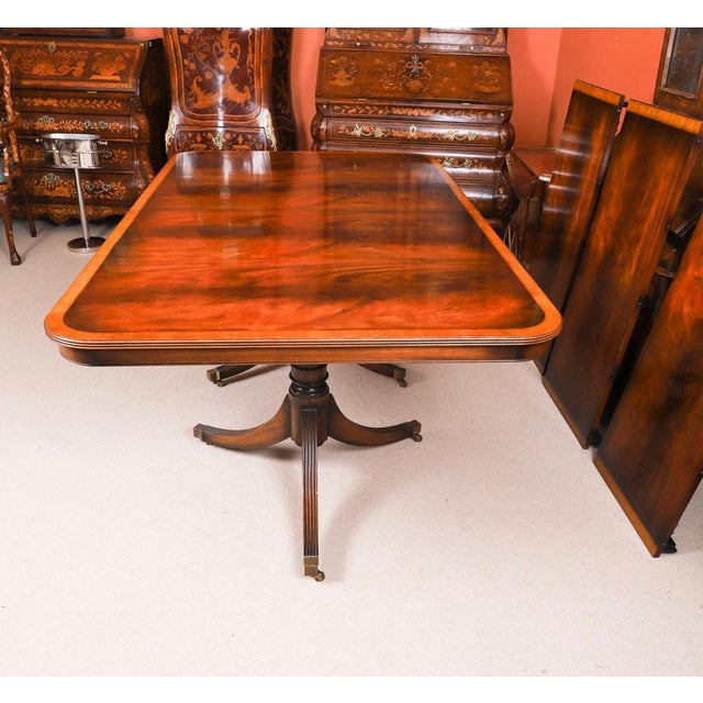 George III Revival Twin Pedestal Dining Table, 20th Century For Sale - Image 10 of 18