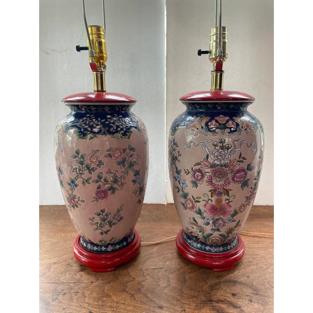 Contemporary Vintage Set of 2 Chinoiserie Table Lamps - Ginger Jar Lamps - Floral Porcelain Ceramic For Sale - Image 3 of 11