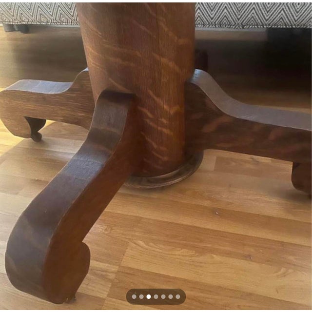 Wood Union Furniture Co Antique Quartersawn Oak Round Dining Table For Sale - Image 7 of 9