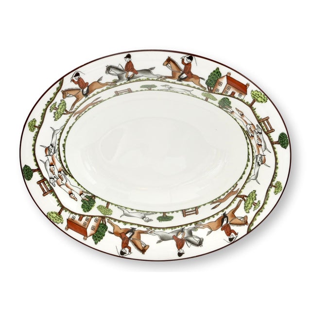 English Mid 20th Century Crown Staffordshire Hunting Scene Serving Dish For Sale - Image 3 of 3
