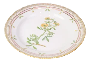 Flora Danica No. 20/3550 Decoration Lunch Plate from Royal Copenhagen, 1960s