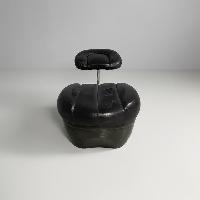 Italian modern stool Primate by Achille Castiglioni for Zanotta, 1970s Stool upholstered model Primate in black leather,...