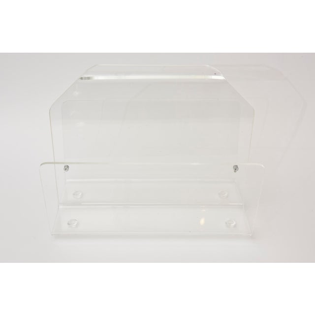 Vintage 1970's Two Compartments Lucite Magazine Stand or Rack Modern Design For Sale In Miami - Image 6 of 11