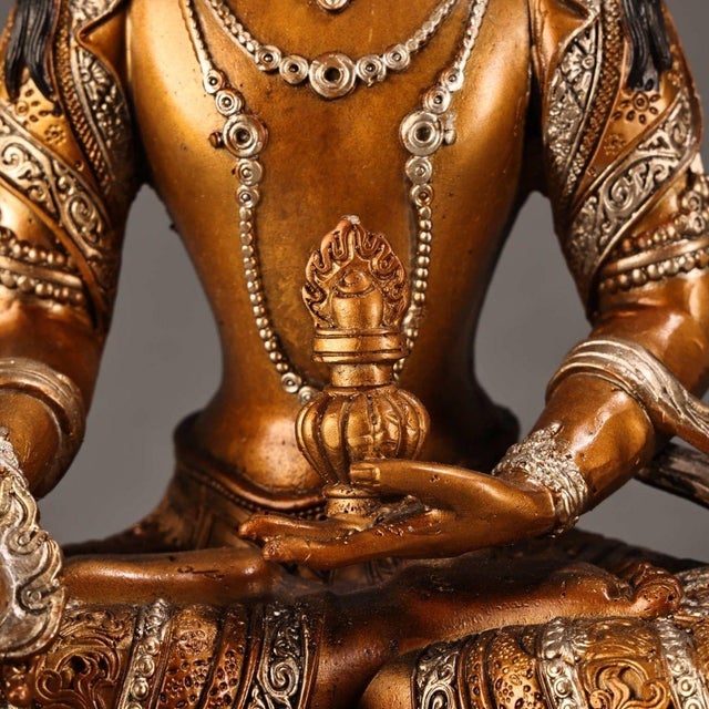 Late 19th Century Late 19th Century Gilt Bronze Ksitigarbha Bodhisattva Statue, 2kg For Sale - Image 5 of 9