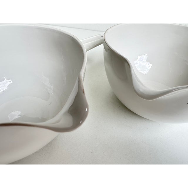 Historical Laboratory Saucepans with Handles in Technical Porcelain by Rosenthal Germania Brand Line, Marktredwitz, Germany, 1940s, Set of 2 For Sale - Image 9 of 13