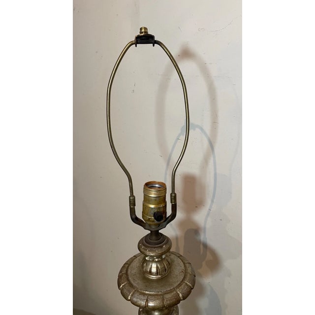 Silver Large Antique Hand Carved Ornate Gilt Wood Italian Electric Table Lamp Light For Sale - Image 8 of 10